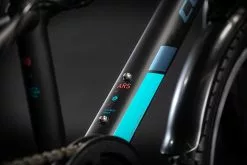 Cube Acid 200 Allroad Black´n´mint 11 Cube Acid 200 Allroad Black´n´mint -Cube Parts Soldes 422200 D2