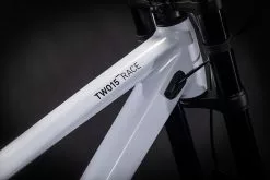 Cube TWO15 Race 27.5 Flashwhite´n´black 9 Cube TWO15 Race 27.5 Flashwhite´n´black -Cube Parts Soldes 458150 D1