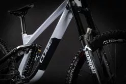 Cube TWO15 Race 27.5 Flashwhite´n´black 12 Cube TWO15 Race 27.5 Flashwhite´n´black -Cube Parts Soldes 458150 D4