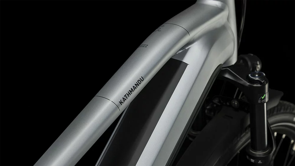 Cube Kathmandu Hybrid SLX 750 Lady Polarsilver´n´black 5 Cube Kathmandu Hybrid SLX 750 Lady Polarsilver´n´black – Image 3