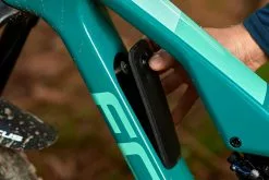 Focus JAM 8.9 -Cube Parts Soldes FOCUS MY22 MTB JAM 8 9 ICS Cover 2990