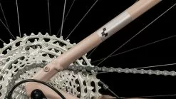 Cube Reaction Hybrid Pro 750 Blushrose´n´silver 12 Cube Reaction Hybrid Pro 750 Blushrose´n´silver -Cube Parts Soldes Reaction Hybrid Pro 750 blushrose n silver 634123 4