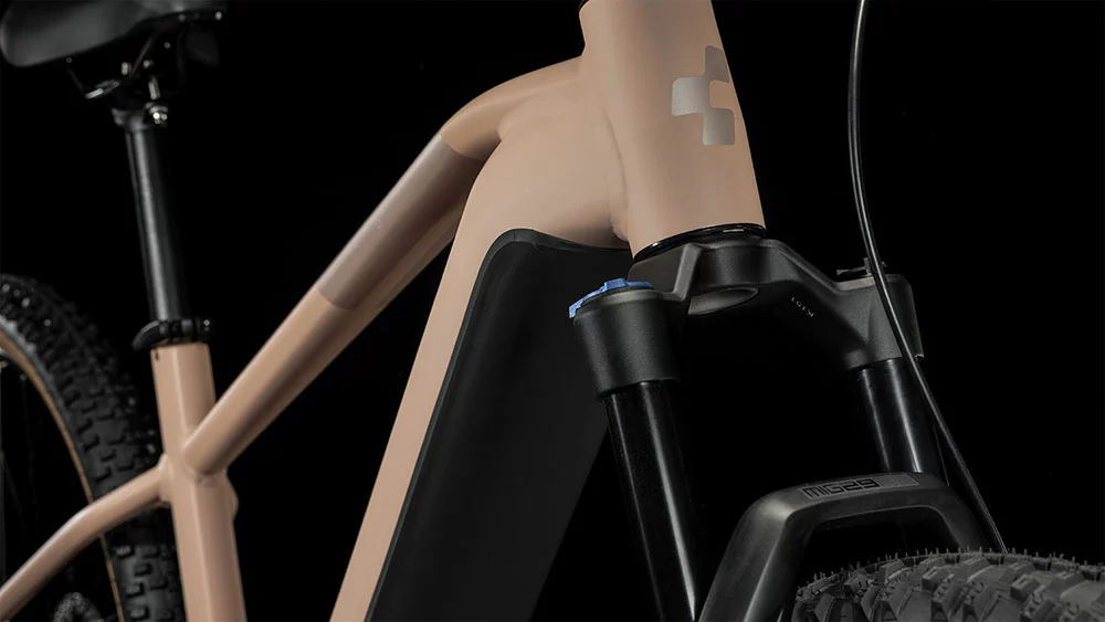 Cube Reaction Hybrid Pro 750 Blushrose´n´silver 8 Cube Reaction Hybrid Pro 750 Blushrose´n´silver – Image 6