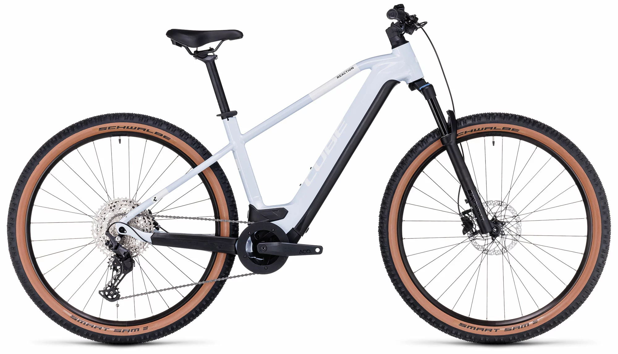 Cube Reaction Hybrid Pro 750 Flashwhite´n´black 3 Cube Reaction Hybrid Pro 750 Flashwhite´n´black