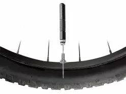 Topeak Tubi Valve Cleaner 12 Topeak Tubi Valve Cleaner -Cube Parts Soldes Topeak Tubi Valve Cleaner 5